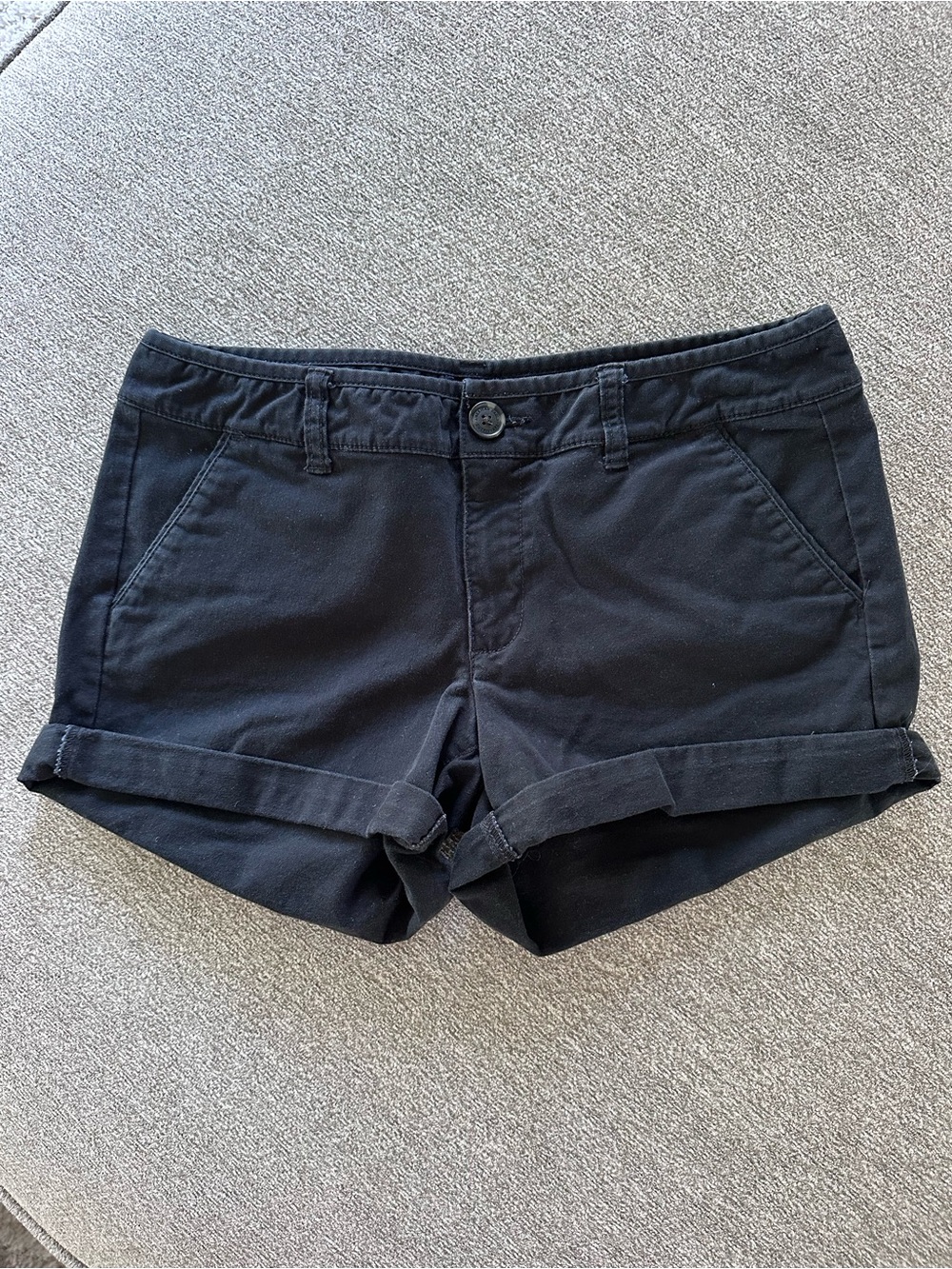American Eagle Outfitters Black Cuffed Women's Shorts